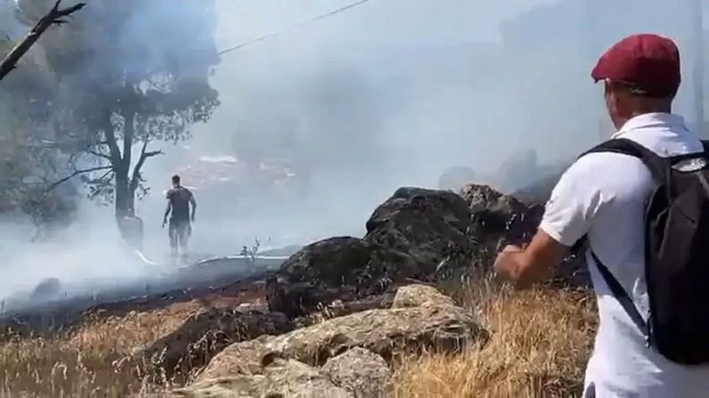 Ayvalık’ta Cennet Tepesi’nde orman yangını
