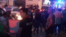 Bıçaklı Kavga: 1 Ölü, İkisi Polis Altı Yaralı