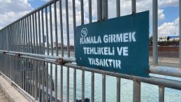 Bu Tabelanın Altında Kanala Girdiler ve Kayboldular