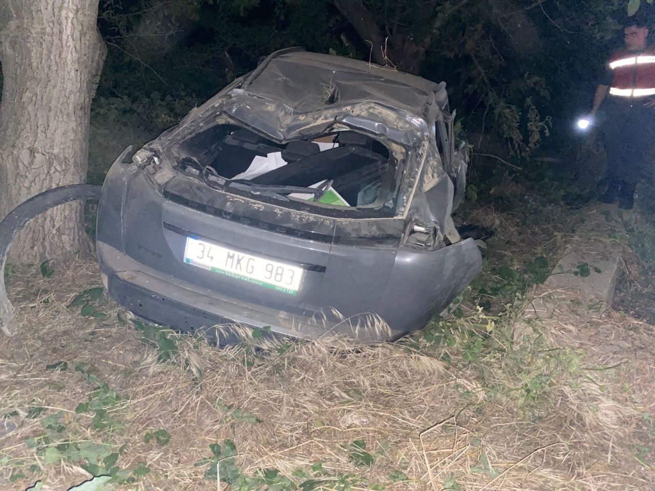 Alkollü sürücü takla atan otomobil