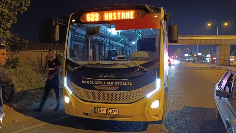 Bursa’da Yolun Karşısına Geçmeye Çalışan Kadına Otobüs Çarptı