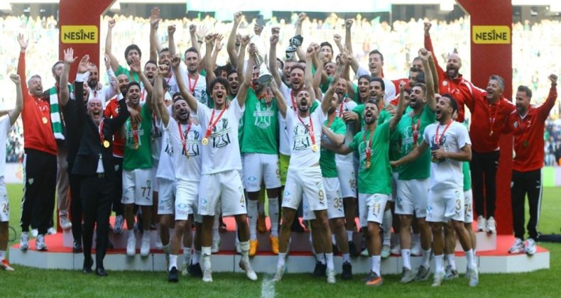 Bursaspor’da rekor: 30 bine ulaştı
