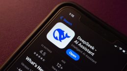 ChatGPT'nin Rakibi DeepSeek'e Şok Edici Yasak Geliyor