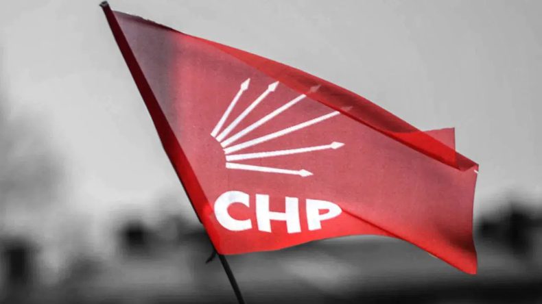 CHP’den İkinci Miting: On Binler Antalya’da Bir Araya Geldi