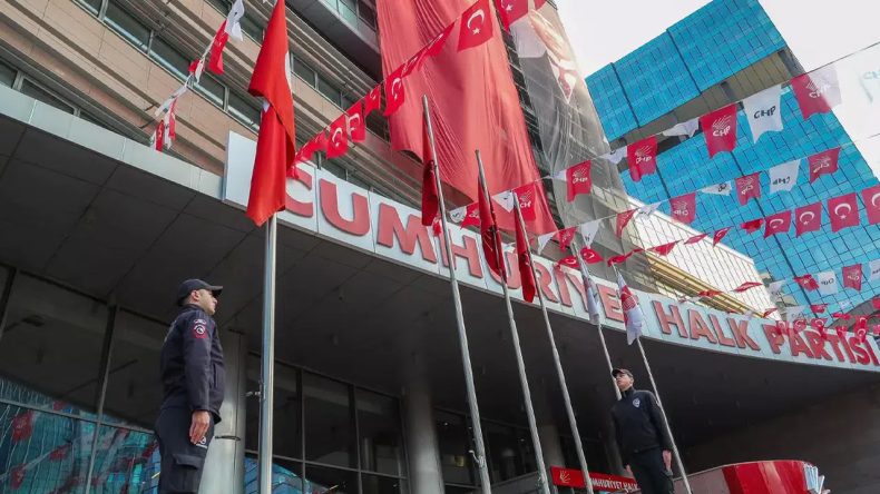 CHP’li 101 Belediye Başkanı Bandırma’da Özgür Özel ile Buluşuyor