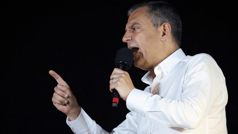 CHP’liler, Özel’e Açılan Soruşturmaya Tek Ses Olup Tepki Gösterdi!