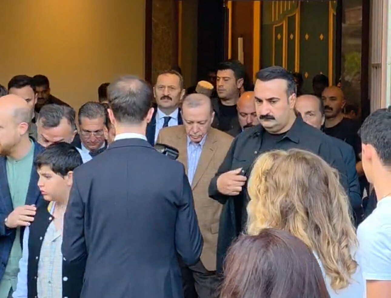 Erdoğan Vatandaşlarla Bayramlaşıyor