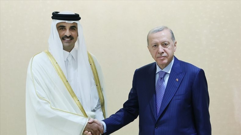 Cumhurbaşkanı Erdoğan, Katar Emiri ile Bir Araya Geldi