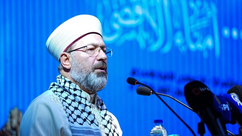 Diyanet: Yanıltıcı haber, torpil haramdır