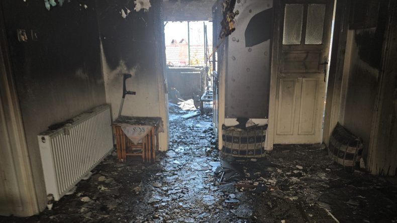 Elektrikli Battaniye Yangını Evi Küle Döndü