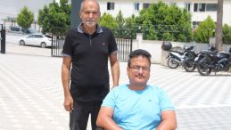 Engelli Oğlunun Umudu Dolandırıcılara Gitti