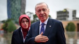 Erdoğan, Pezeşkiyan ile Görüştü