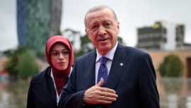 Erdoğan, Pezeşkiyan ile Görüştü