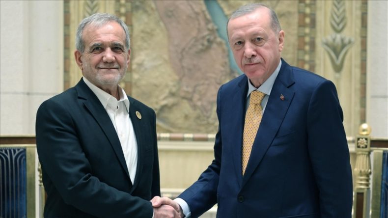 Erdoğan, Pezeşkiyan ile Görüştü: Müzakerelere Dönülmeli