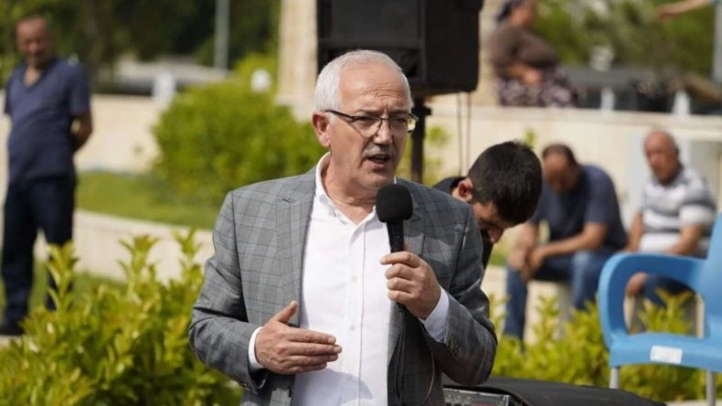 Eski AKP’li Vekil Evinde Hayatını Kaybetti