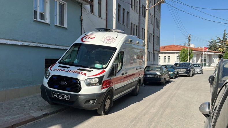 Eski Belediye Başkanı Evinde Hayatını Kaybetti