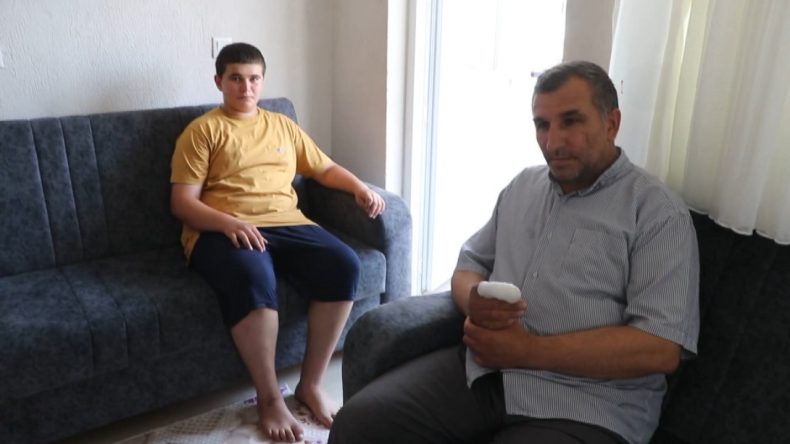 Evinde Uyurken Göğsüne Torpil Atıldı