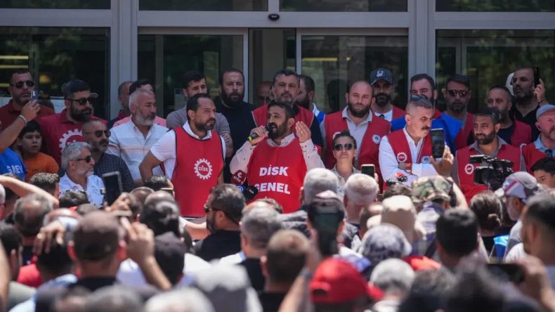 Fatih Altaylı: Sendikanın şube başkanı bütün akrabalarını belediyede işe sokmuşsa eğer sendikacı falan değil, çetecidir