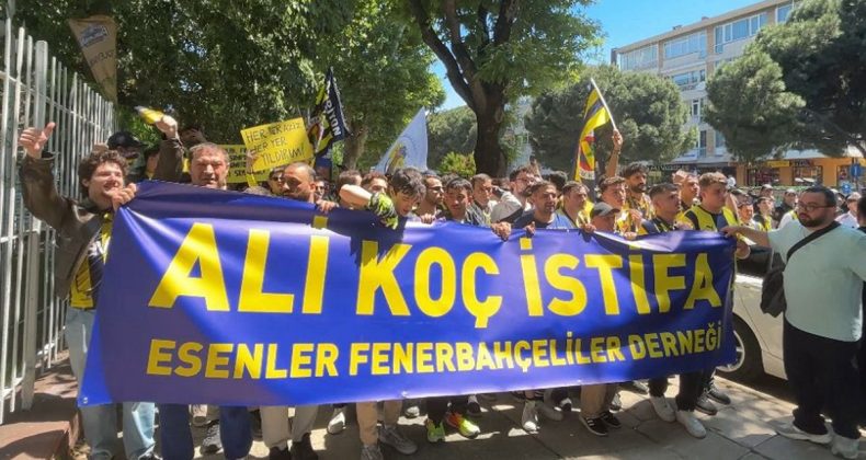 Fenerbahçe Taraftarı Yönetime Protesto İçin Yürüdü