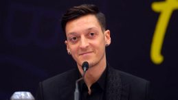 Fenerbahçe’de Mesut Özil Krizi