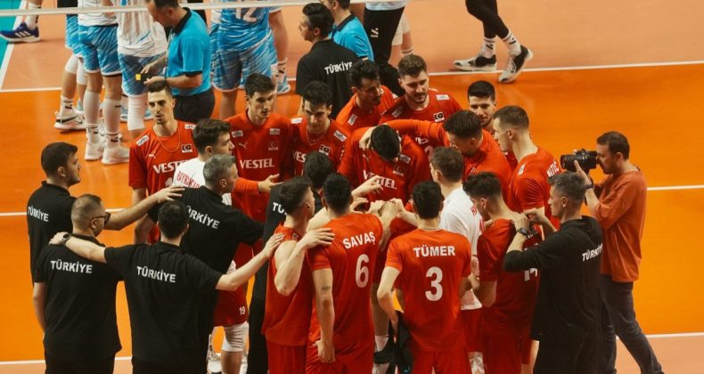 Filenin Efeleri, Slovenya’yı Kolay Geçti