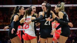 Filenin Sultanları Çin’e de acımadı: 4’te 4 yaptılar