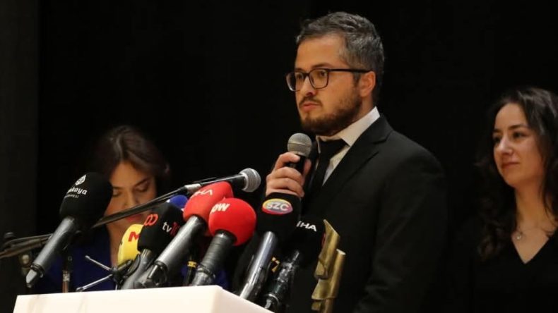 Gazeteci Mehmet Oflaz’a Açılan Dava: Yargıtay’ın Suç Duyurusunu Habere Taşıdığı İçin!