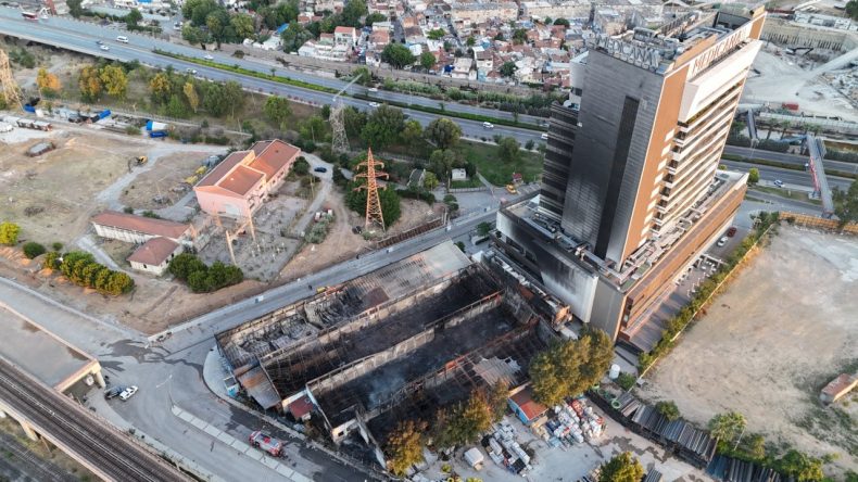 Gece Boyu Sürdü! Hasar Sabah Ortaya Çıktı