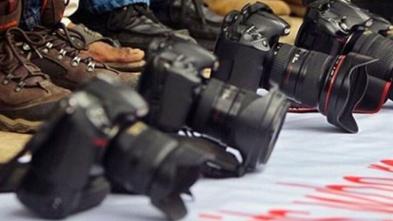 Gözaltındaki Gazeteciler Tutuklama Talebiyle Mahkemeye Sevk Edildi