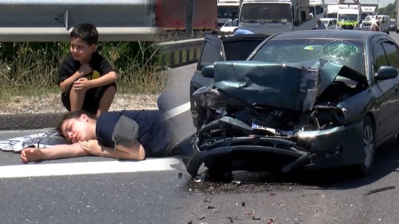 Gözyaşlarıyla Annesinin Yanında Bekledi: Yavrucak Ambulans Gelene Kadar Ayrılmadı