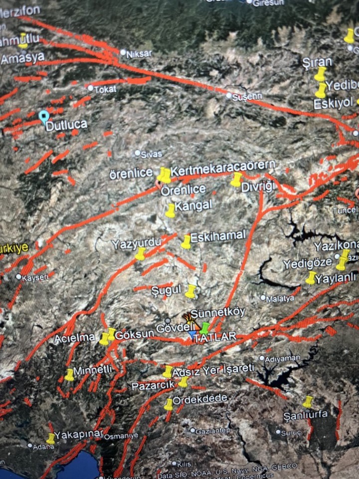 Deprem Fotoğrafı