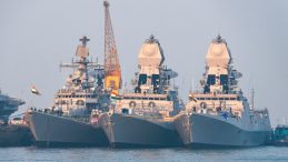 Hindistan Savaş Gemileri Akdeniz’e Yola Çıkıyor