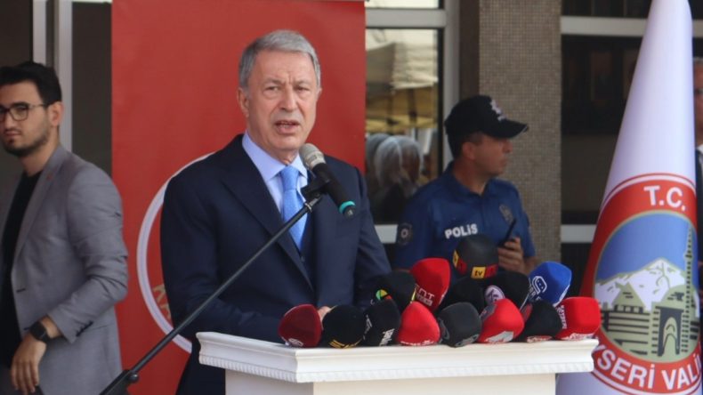 Hulusi Akar: Hiçbir zaman terörü de teröristi de unutmadık