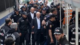İBB Operasyonlarında Tutuklanan 25 Kişi 8 Şehirde 12 Farklı Cezaevine Gönderildi