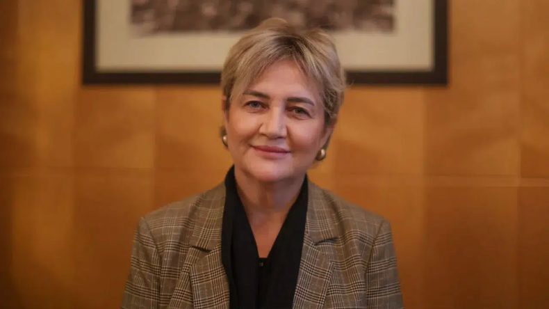 İBB Operasyonunda Tutuklanan Elif Atayman, ‘Afyon İşkencesi’ni Anlattı: Bileklerim Kelepçeden Mor, Yerde Yatıyorum