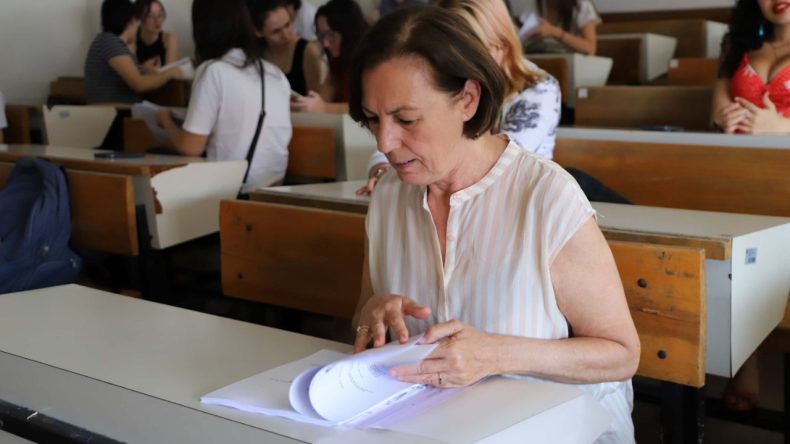 İçinde kalmıştı: Profesör emekli olduğu üniversiteye öğrenci olarak döndü