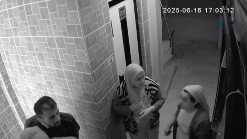İki Aile Arasında Kapı Tartışması: Yumruklar Uçuştu
