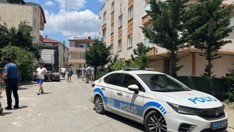İki Kardeş Bıçaklandı: Biri 11 Yaşında