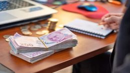 İşçiler zam beklerken maaşları yüzde 30 düşürüldü