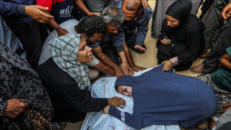 İsrail bayram dinlemedi: 61 kişi öldü