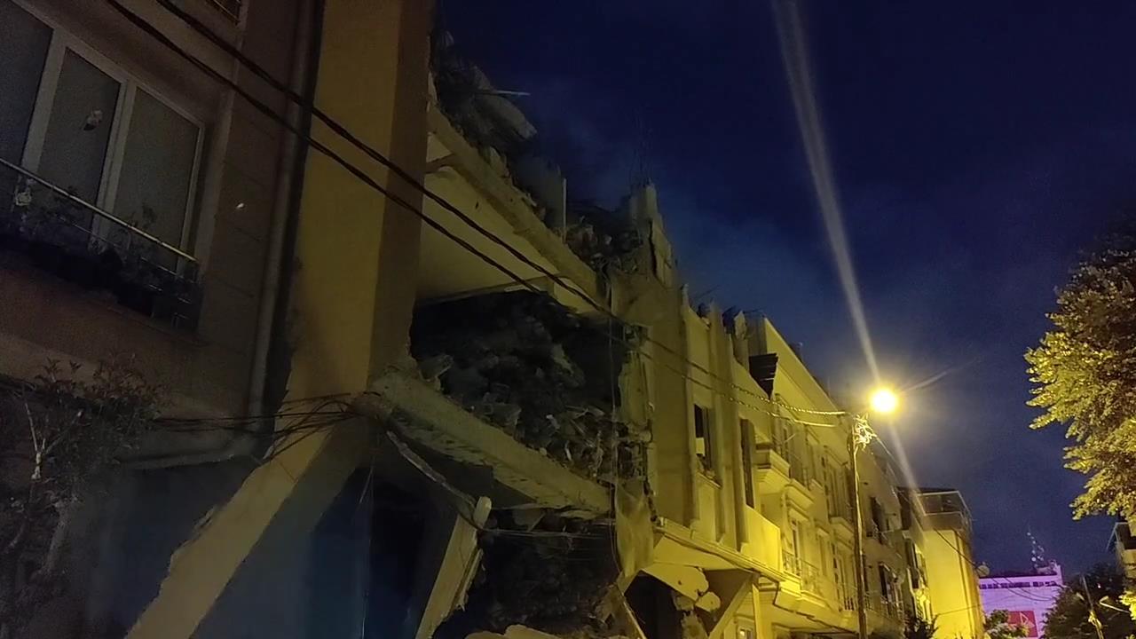Avcılar'daki Çöken Bina