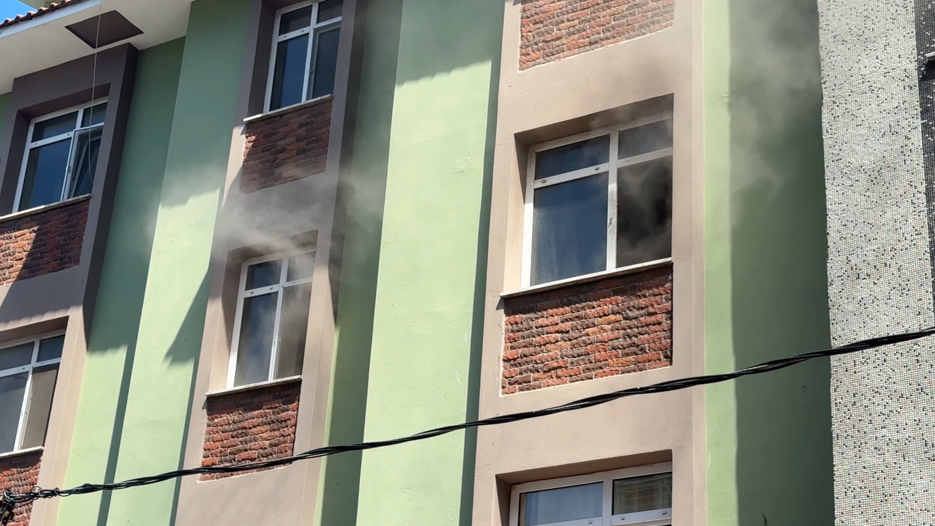 Daire İçinde Yangın İzi