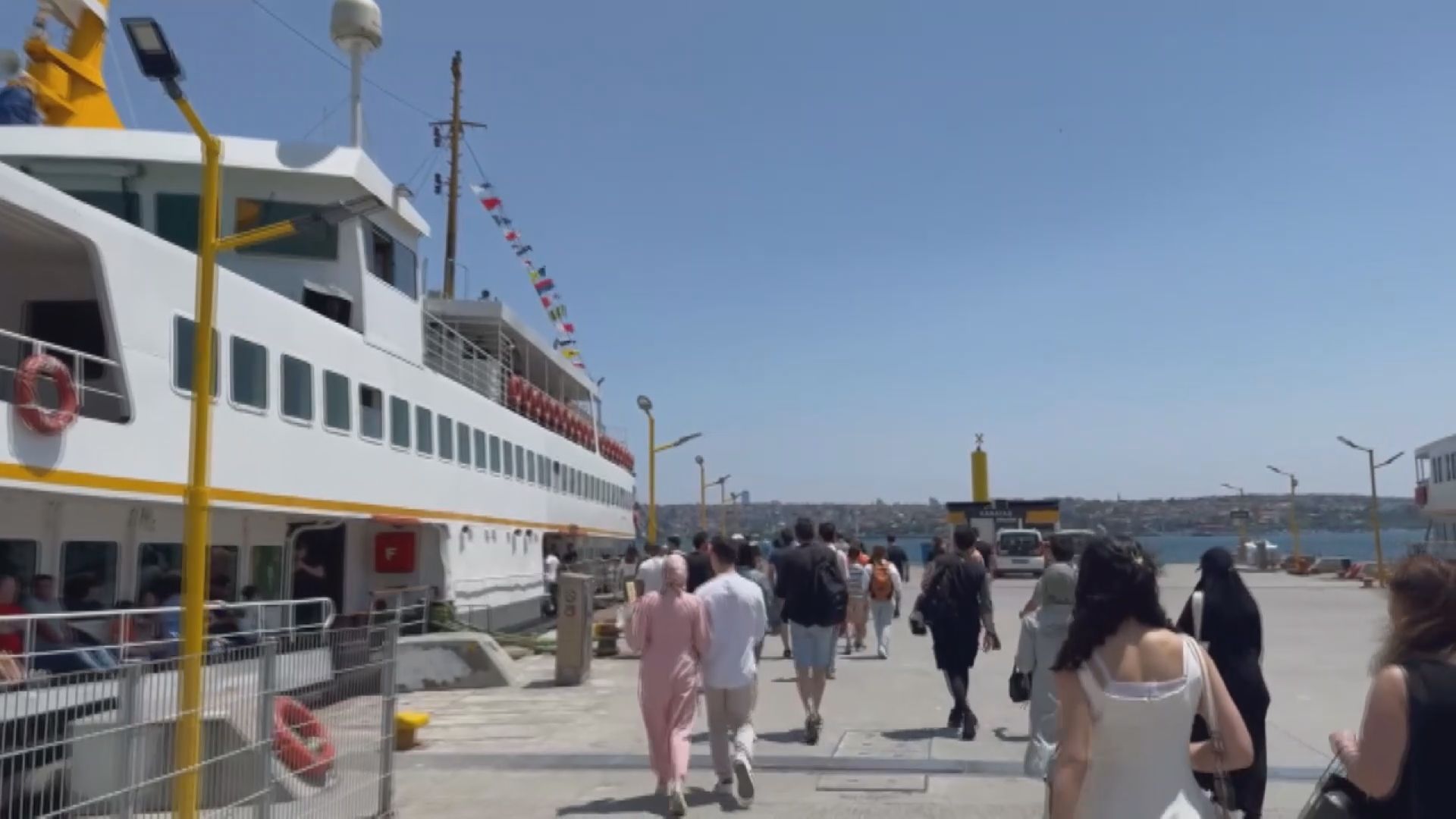 Vapur Bekleyişi