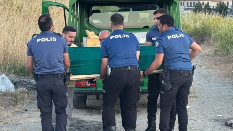İstanbul’da Boş Arazide Ceset Bulundu