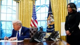 İstihbarat Direktörü, Trump’tan gelen eleştiriler sonrası fikrini değiştirdi