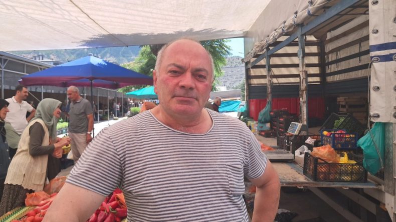 İsyan etti: Eskiden 100 kasa gelirdi, şimdi sadece 10