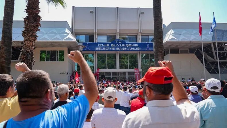İzmir’de Grev Devam Ederken Cemil Tugay’dan Açıklama: “Bu Kişilerle Görüşme Yolu Kapanmıştır”