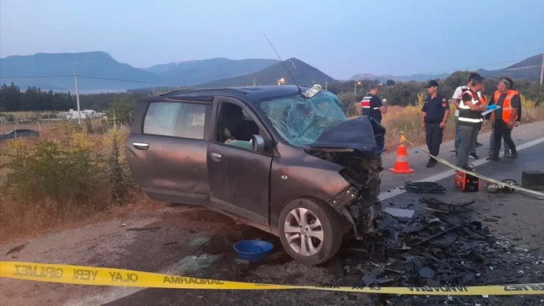 İzmir’deki zincirleme trafik kazasında 5 kişi yaşamını yitirdi