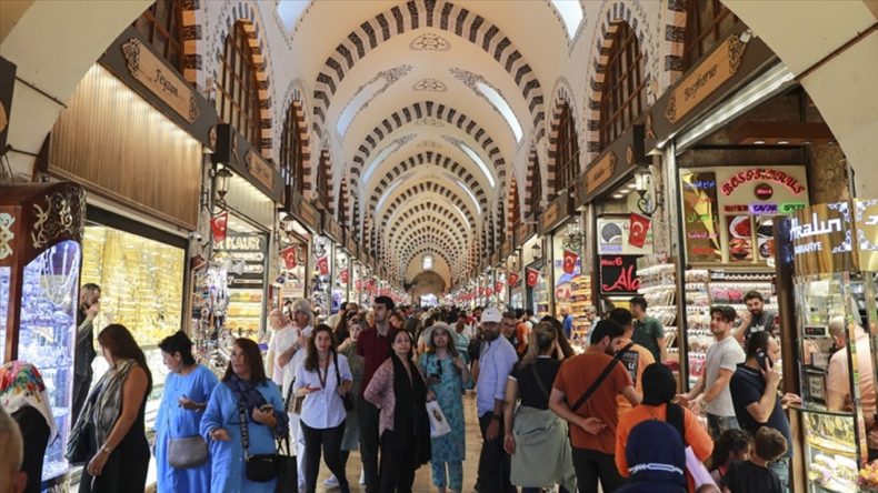 Kapalıçarşı’ya Bir Operasyon Daha: Yurt Dışına Milyarlarca TL Kaçırmışlar