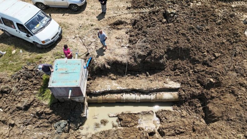 Karasu Ovası Kuruma Tehdidi Altında! Boru Problemi Binlerce Dönüm Tarlayı Tehdit Ediyor